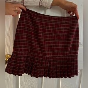 Plaid mini skirt ♥️ dry goods